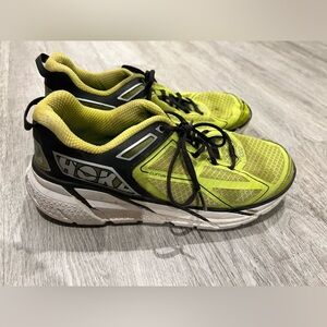 Hoka One One Clifton 1 Men’s Size 9 Citrus/Black/White Running Shoes RARE